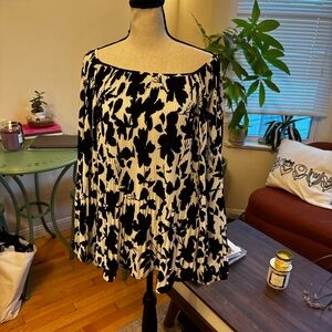 INC International Concepts Black and White Floral Blouse